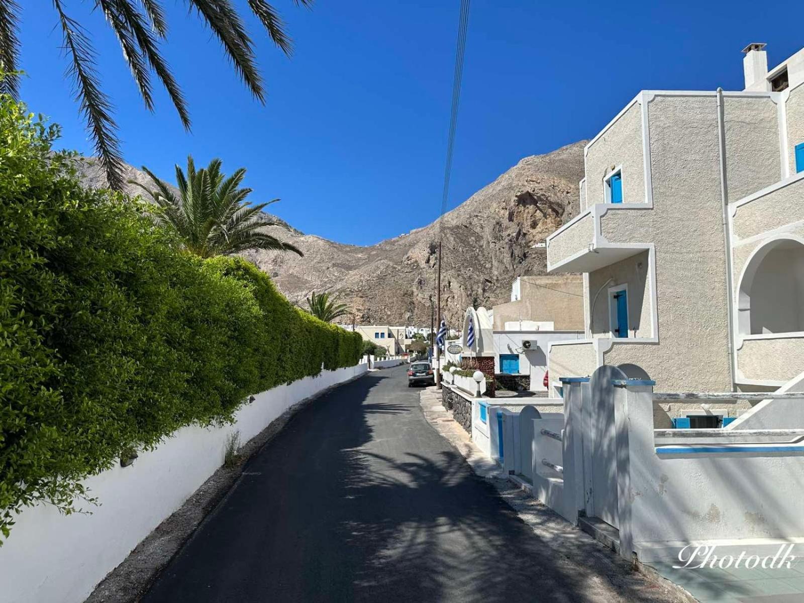 Santa Barbara 3* Perissa (Santorini)